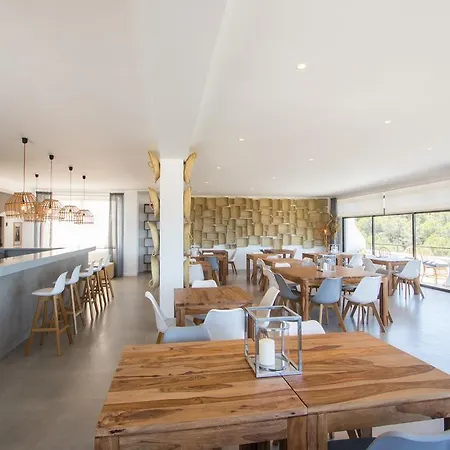 מלון דירות Casa Victoria 4*