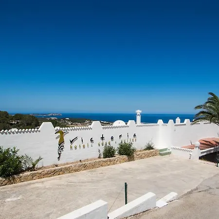 Casa Victoria Aparthotel 4*